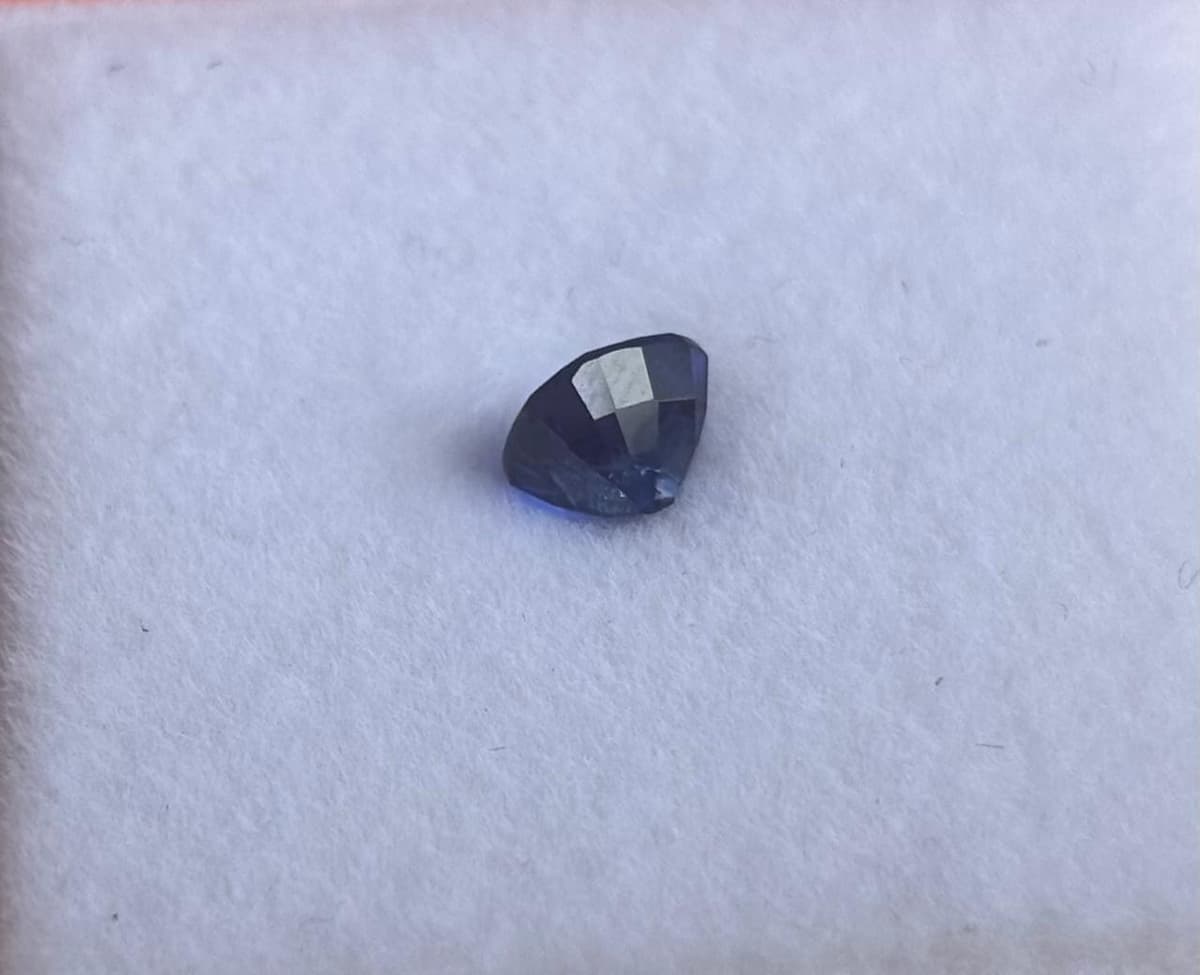 Blue sapphire( heated)